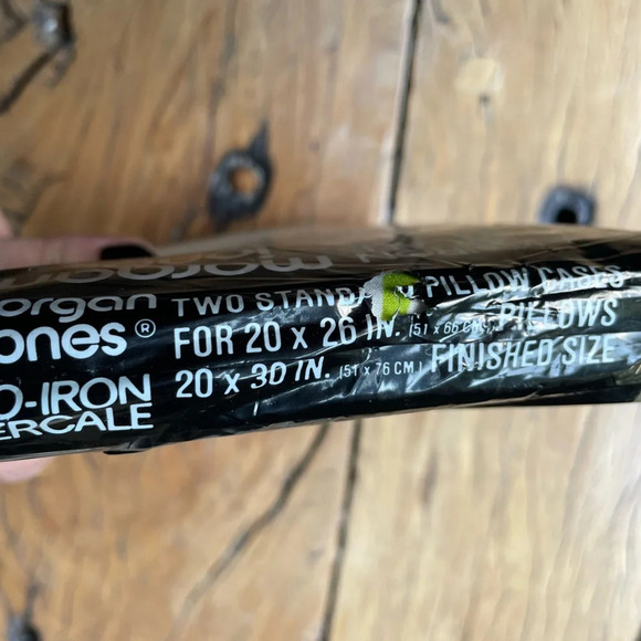 Morgan Jones Vintage Dead Stock Pillowcase Set - Picture 3 of 5